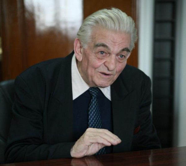 tratamentele-profesorului-brad-catina-pentru-minerii-raniti-18342156